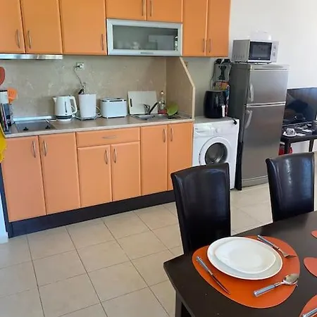 Apartment 2 Bedroom At Kasandra *