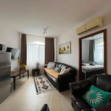 2 Bedroom At Kasandra Apartman Napospart