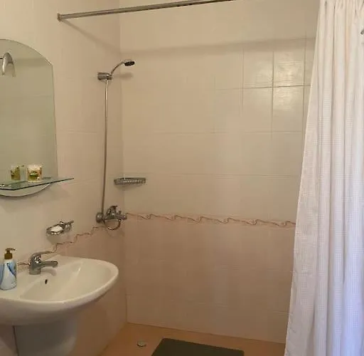 2 Bedroom At Kasandra Apartament *