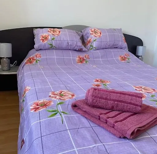 Apartamento 2 Bedroom At Kasandra